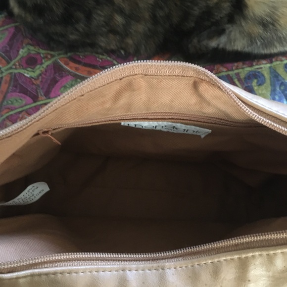 Handbag - Picture 6 of 7